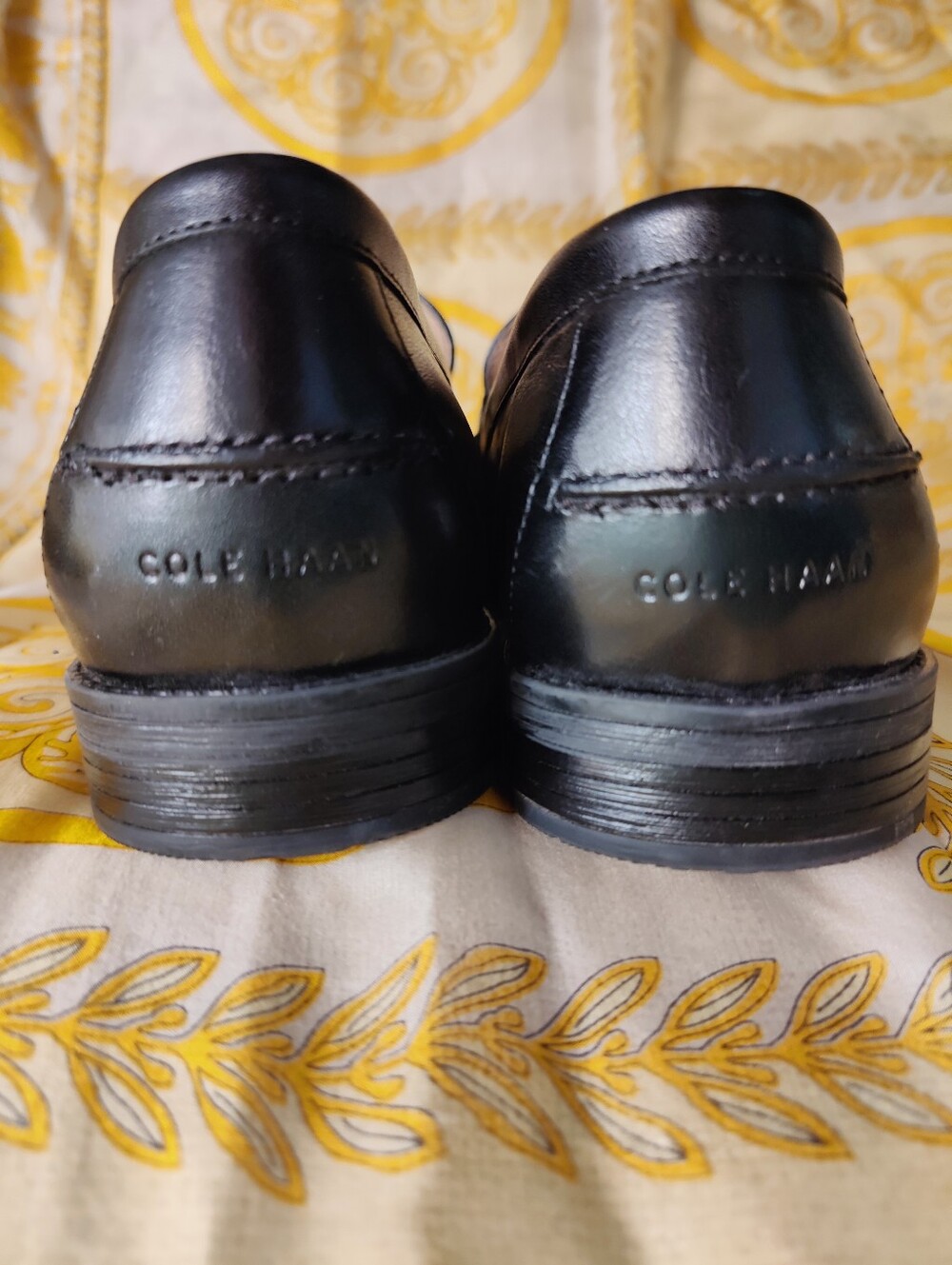 Cole Haan W27246 Stassi Chain Loafer in black leather, Size 10B Medium - Picture 7 of 13